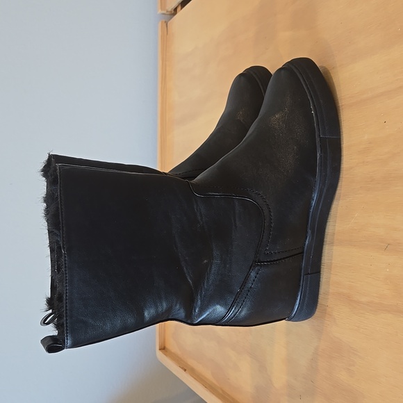 EUC Matt & Nat Lauren Faux Fur Hidden Wedge Boots, size 39, black - Picture 2 of 10